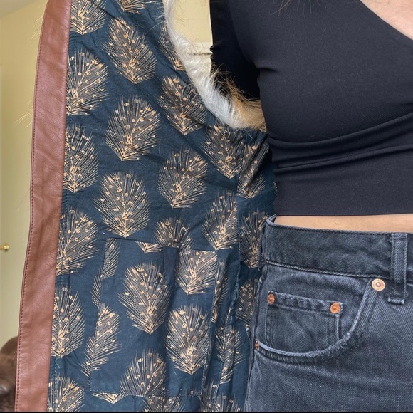 sanctuary faux fur vest - Picture 5 of 6